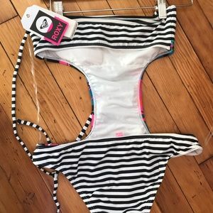 Roxy cut out one piece